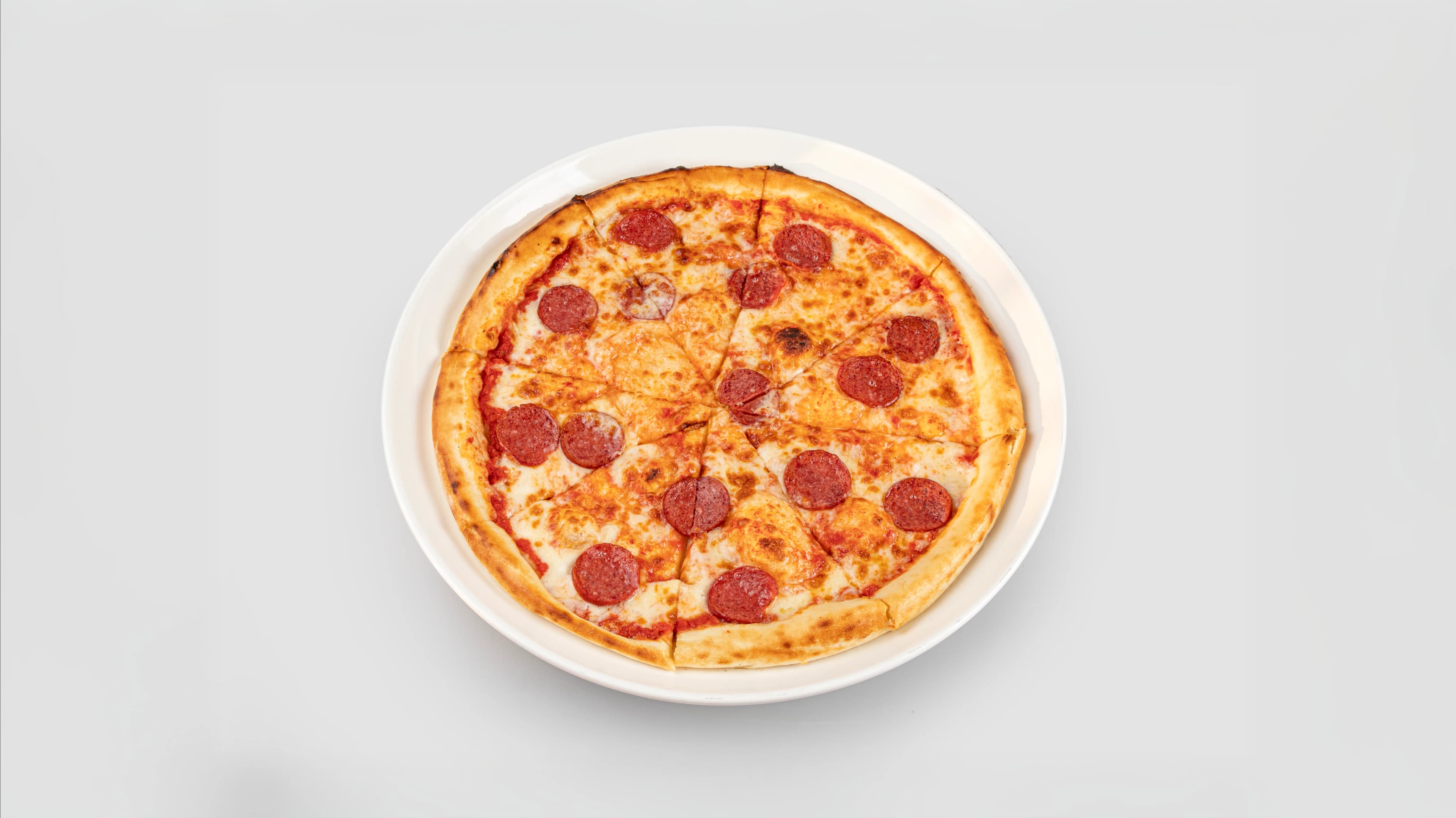 Изображение продукта Гигантская Пицца Салями